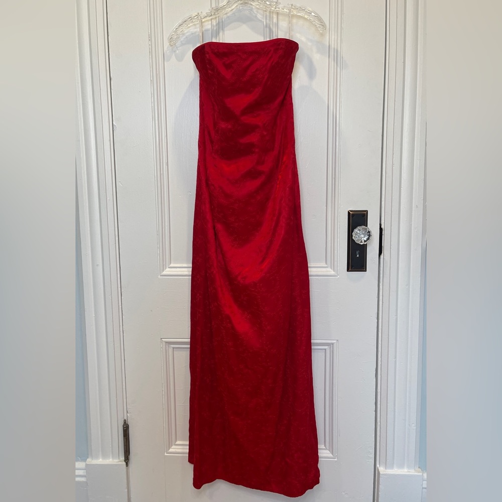 Vintage Jessica McClintock Satin Red Embroidered Strapless Formal Evening Gown